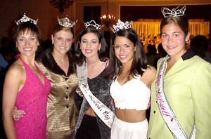 aritriciaandqueens2.jpg